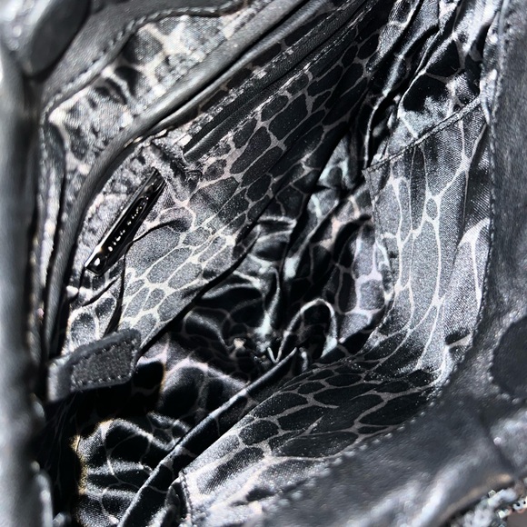 Bill Blass Sequin Nostalgic Shoulder Bag - Picture 5 of 13